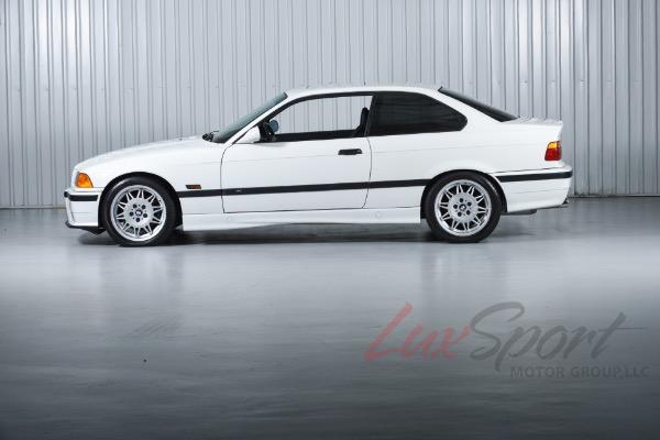 Used 1995 BMW M3 Coupe  | Woodbury, NY