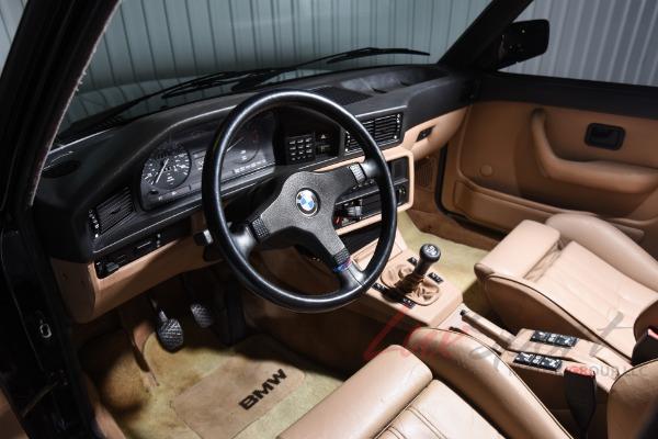 Used 1988 BMW M5 Sedan  | Woodbury, NY