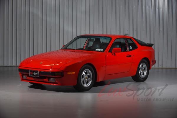 Used 1986 Porsche 944 Coupe  | Woodbury, NY