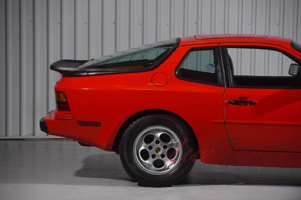 Used 1986 Porsche 944 Coupe  | Woodbury, NY