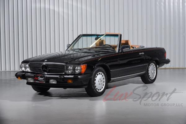 Used 1989 Mercedes-Benz 560SL Convertible  | Woodbury, NY