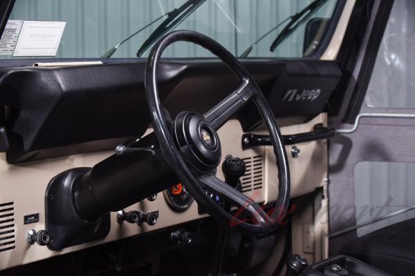 Used 1985 Jeep CJ-7  | Woodbury, NY