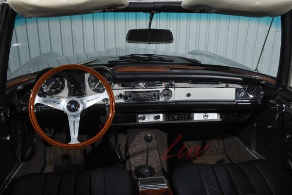 Used 1968 Mercedes-Benz 280SL Convertible  | Woodbury, NY