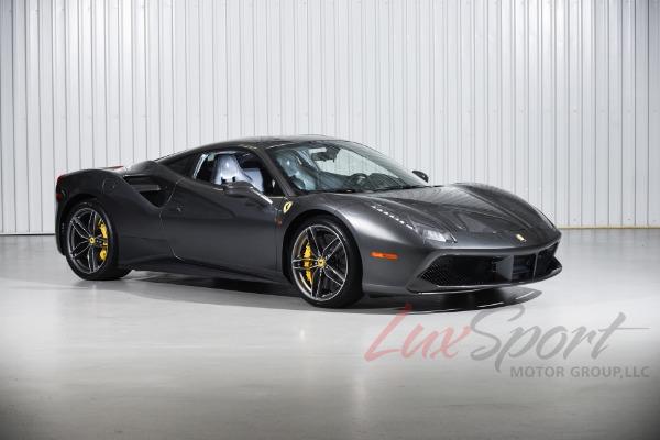 Used 2018 Ferrari 488 GTB Coupe  | Woodbury, NY