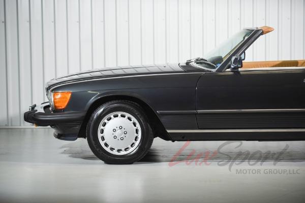 Used 1987 Mercedes-Benz 560SL Roadster  | Woodbury, NY