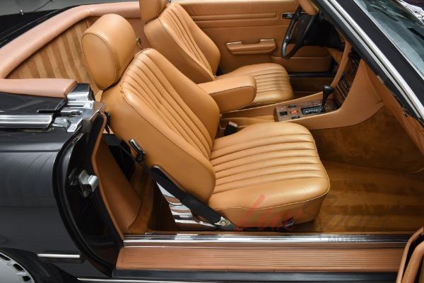 Used 1987 Mercedes-Benz 560SL Roadster  | Woodbury, NY