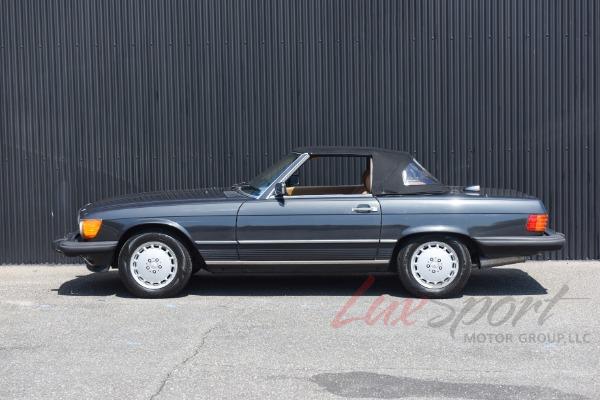 Used 1987 Mercedes-Benz 560SL Roadster  | Woodbury, NY