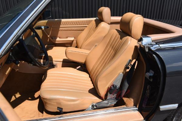 Used 1987 Mercedes-Benz 560SL Roadster  | Woodbury, NY