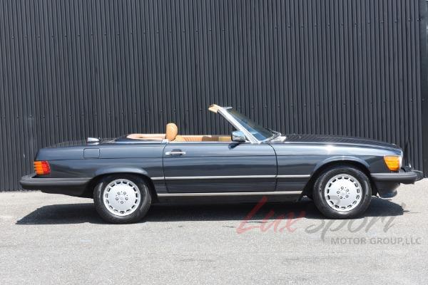 Used 1987 Mercedes-Benz 560SL Roadster  | Woodbury, NY