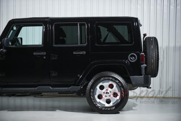 Used 2015 Jeep Wrangler Unlimited Sahara  | Woodbury, NY