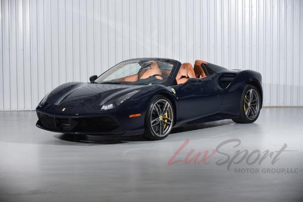 Used 2018 Ferrari 488 Spider  | Woodbury, NY