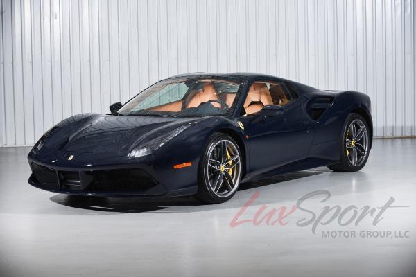 Used 2018 Ferrari 488 Spider  | Woodbury, NY