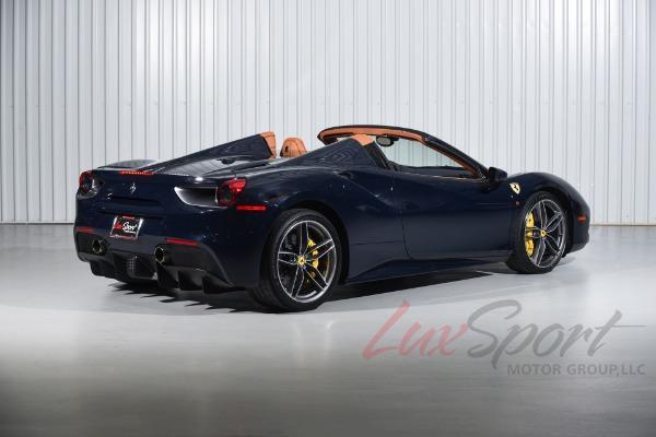 Used 2018 Ferrari 488 Spider  | Woodbury, NY