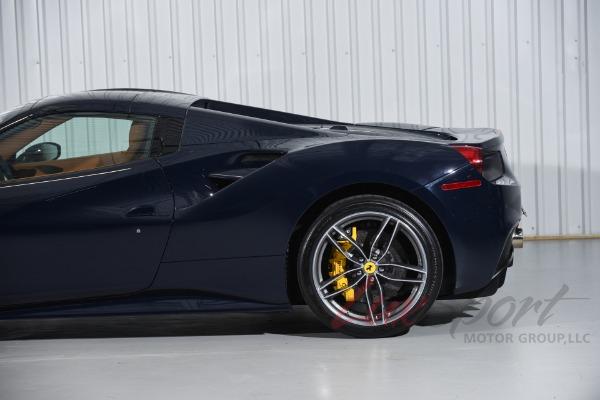 Used 2018 Ferrari 488 Spider  | Woodbury, NY