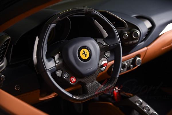 Used 2018 Ferrari 488 Spider  | Woodbury, NY