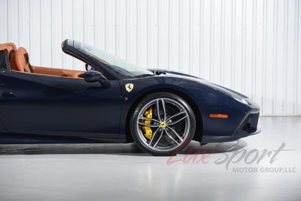 Used 2018 Ferrari 488 Spider  | Woodbury, NY