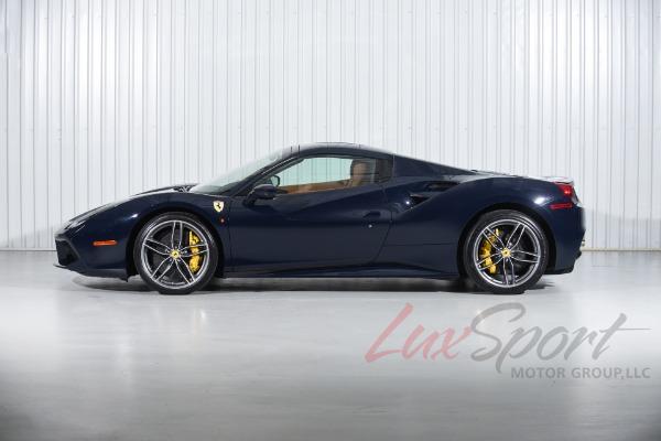 Used 2018 Ferrari 488 Spider  | Woodbury, NY