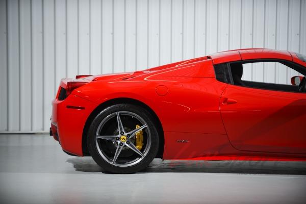 Used 2012 Ferrari 458 Spider  | Woodbury, NY