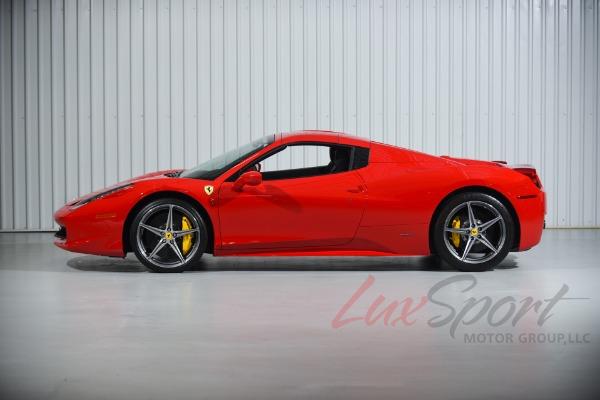 Used 2012 Ferrari 458 Spider  | Woodbury, NY