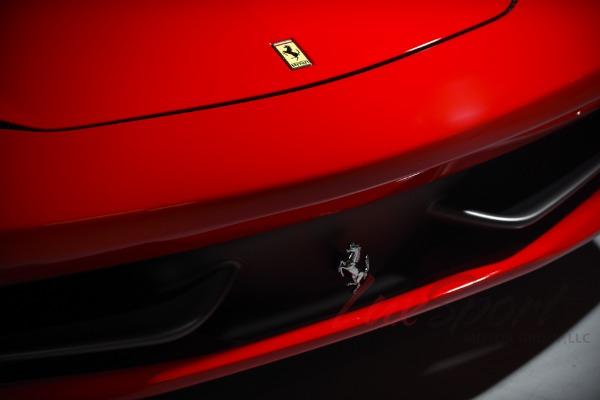Used 2012 Ferrari 458 Spider  | Woodbury, NY