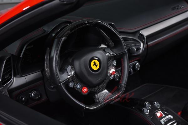 Used 2012 Ferrari 458 Spider  | Woodbury, NY