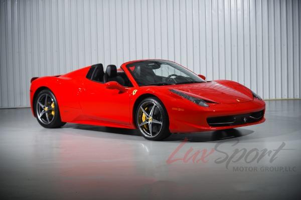 Used 2012 Ferrari 458 Spider  | Woodbury, NY