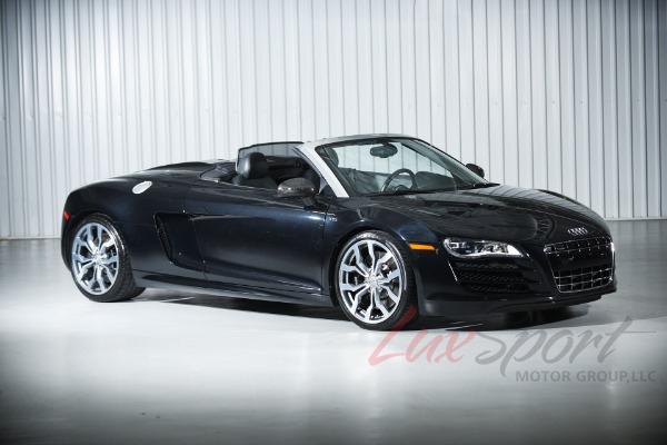 Used 2011 Audi R8 5.2 Quattro Spyder  | Woodbury, NY