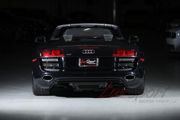 Used 2011 Audi R8 5.2 Quattro Spyder  | Woodbury, NY