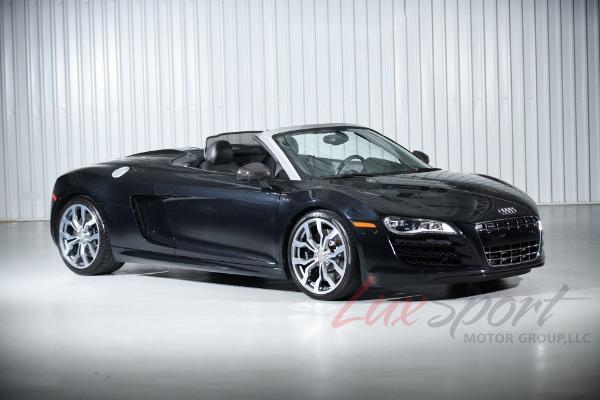 Used 2011 Audi R8 5.2 Quattro Spyder  | Woodbury, NY