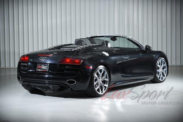 Used 2011 Audi R8 5.2 Quattro Spyder  | Woodbury, NY