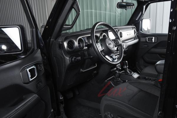 Used 2018 Jeep Wrangler Unlimited Sahara  | Woodbury, NY