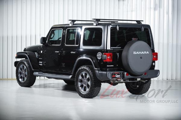 Used 2018 Jeep Wrangler Unlimited Sahara  | Woodbury, NY