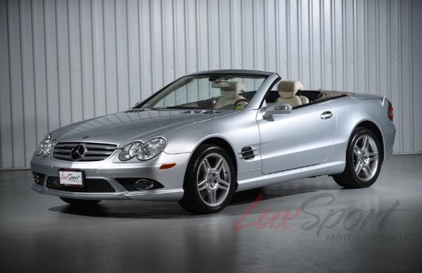 Used 2007 Mercedes-Benz SL550  | Woodbury, NY