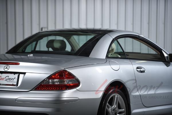 Used 2007 Mercedes-Benz SL550  | Woodbury, NY