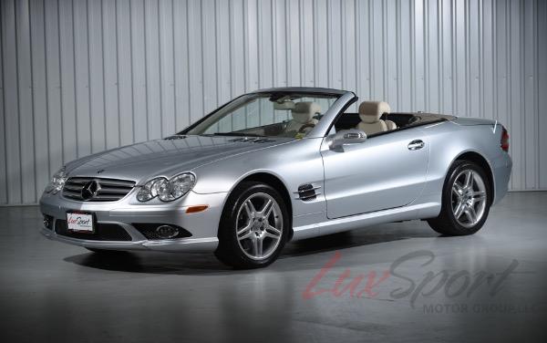 Used 2007 Mercedes-Benz SL550  | Woodbury, NY