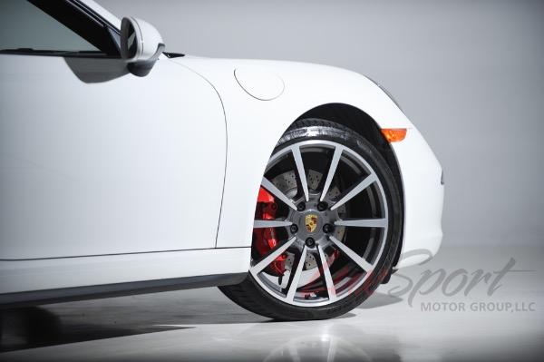 Used 2016 Porsche 911 Carrera 4S Coupe  | Woodbury, NY