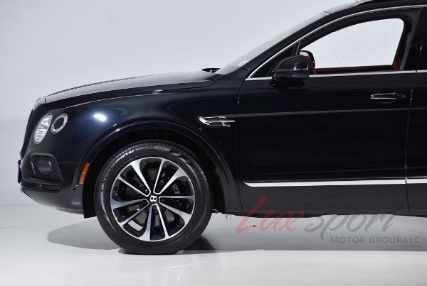 Used 2019 Bentley Bentayga V8 | Woodbury, NY