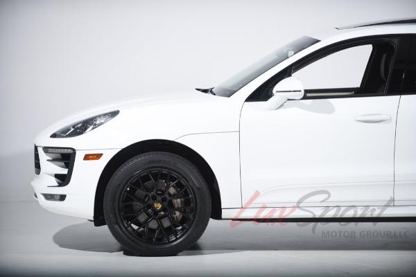 Used 2016 Porsche Macan S  | Woodbury, NY