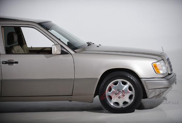 Used 1995 Mercedes-Benz E320 Sedan E 320 | Woodbury, NY