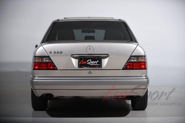 Used 1995 Mercedes-Benz E320 Sedan E 320 | Woodbury, NY