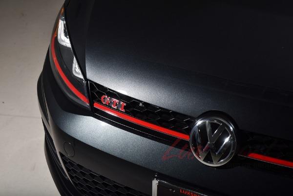 Used 2015 Volkswagen Golf GTI SE | Woodbury, NY