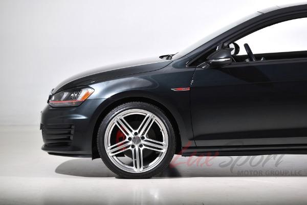 Used 2015 Volkswagen Golf GTI SE | Woodbury, NY