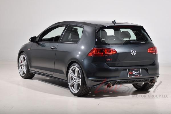 Used 2015 Volkswagen Golf GTI SE | Woodbury, NY