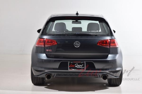 Used 2015 Volkswagen Golf GTI SE | Woodbury, NY