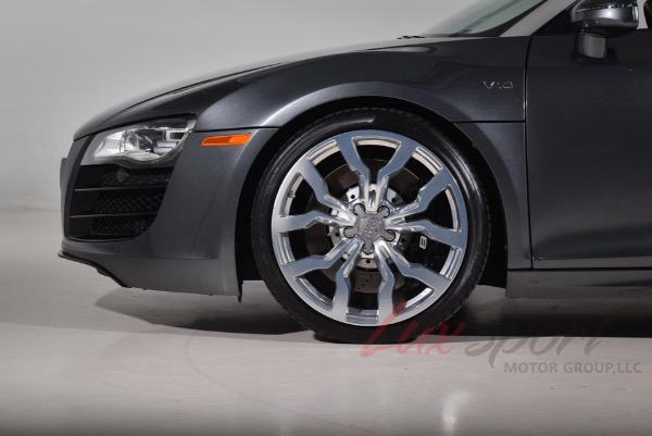 Used 2012 Audi R8 5.2 quattro Spyder | Plainview, NY