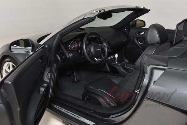 Used 2012 Audi R8 5.2 quattro Spyder | Plainview, NY