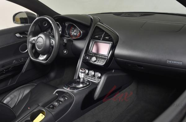 Used 2012 Audi R8 5.2 quattro Spyder | Plainview, NY