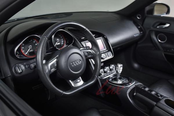 Used 2012 Audi R8 5.2 quattro Spyder | Plainview, NY