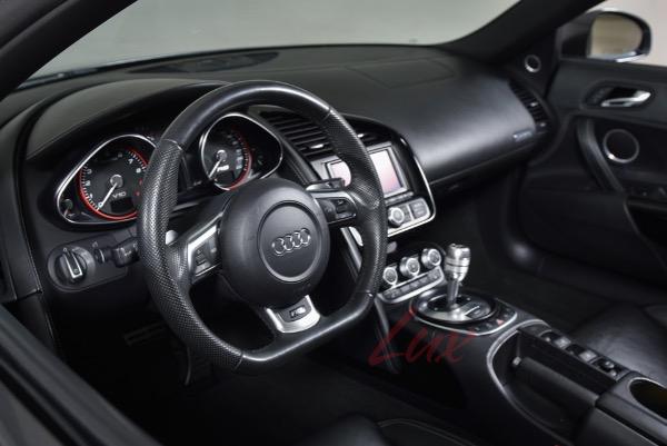 Used 2012 Audi R8 5.2 quattro Spyder | Woodbury, NY