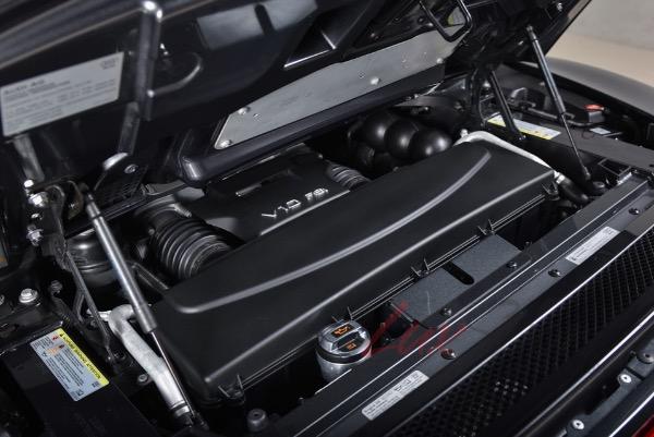 Used 2012 Audi R8 5.2 quattro Spyder | Plainview, NY